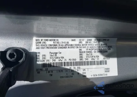 2018 Ford Focus Se z USA, uszkodzony, nr VIN 1FADP3K2XJL226128